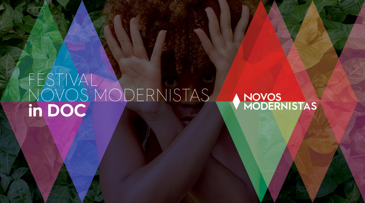 Imagem com losângulos coloridos e escrita em branco que diz Festival Novos Modernistas, ao fundo foto com mãos e rosto negros